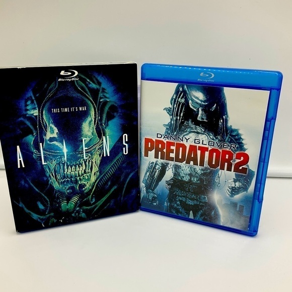 Aliens and Predator 2 on Blu-ray - Picture 1 of 1